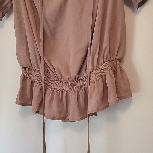 Shein Off Shoulder Tie Front Ruffle Hem Blouse NWOT - Picture 4 of 12